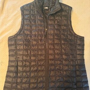 The North Face Dark Quilted Vest